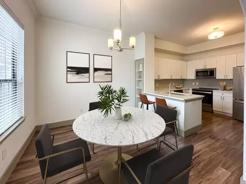 2610 Allen St, Dallas, TX 75204 photo 4