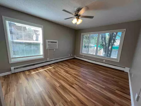 2014 3rd Ave S, Minneapolis, MN 55404