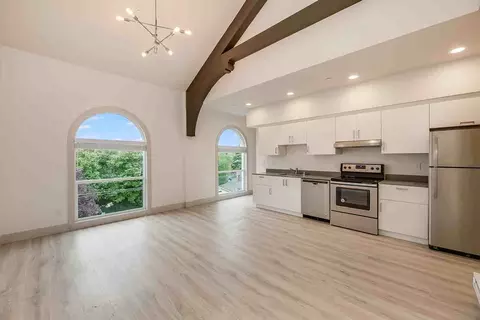 3902 S Ferdinand St, Seattle, WA 98118