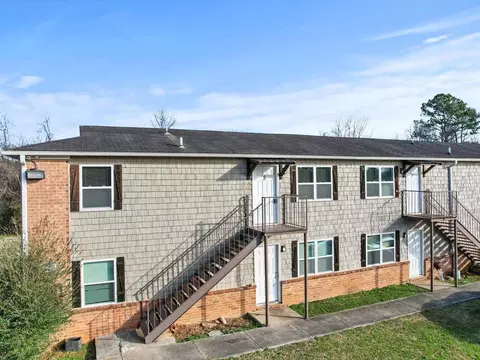 4041 Knight Rd SW, Huntsville, AL 35805