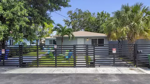 Undisclosed, Miami, FL 33137 photo 13