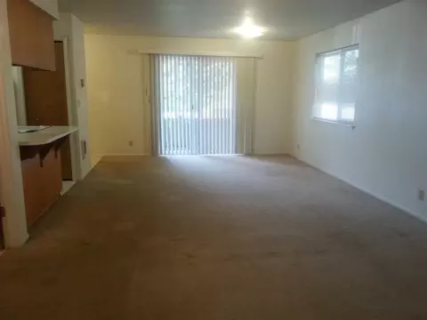 4110 Henry Ct, Eugene, OR 97402