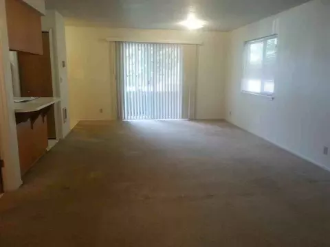 4110 Henry Ct, Eugene, OR 97402