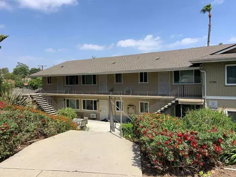 1700 Peppertree Ln, Fullerton, CA 92835 photo 13