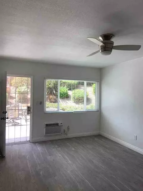 1700 Peppertree Ln, Fullerton, CA 92835 photo 6