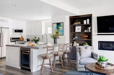 420 Heliotrope Ave, Corona Del Mar, CA 92625