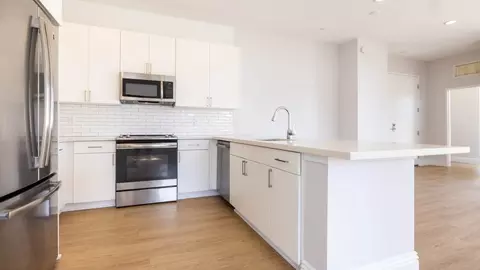 612 S Flower St, Los Angeles, CA 90017 photo 40