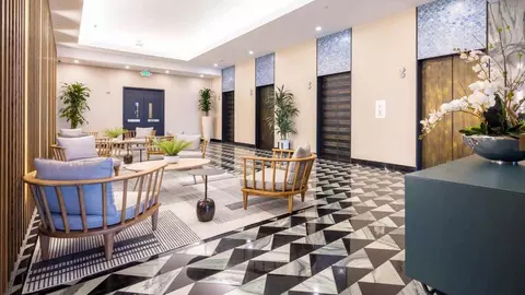 612 S Flower St, Los Angeles, CA 90017 photo 38