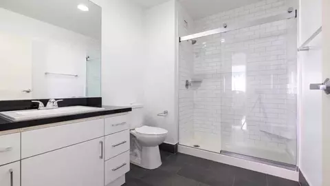 612 S Flower St, Los Angeles, CA 90017 photo 49