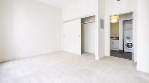 612 S Flower St, Los Angeles, CA 90017 photo 55