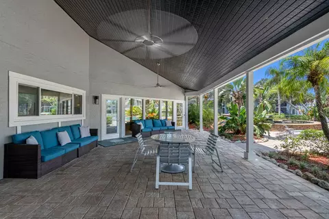 6158 Beacon Isles Dr, Tampa, FL 33615 photo 20
