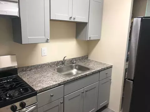 8806 Bradford Rd, Silver Spring, MD 20901