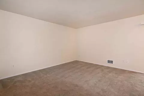 832 W Casino Rd, Everett, WA 98204 photo 5