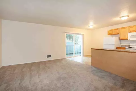 832 W Casino Rd, Everett, WA 98204 photo 9