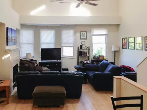 2320 N Southport Ave, Chicago, IL 60614