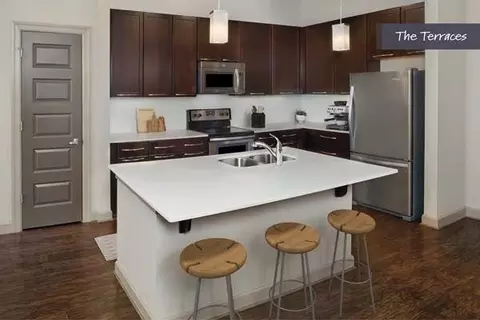 77 E Andrews Dr NW, Atlanta, GA 30305 photo 2