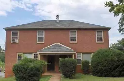 1883 University Cir, Charlottesville, VA 22903