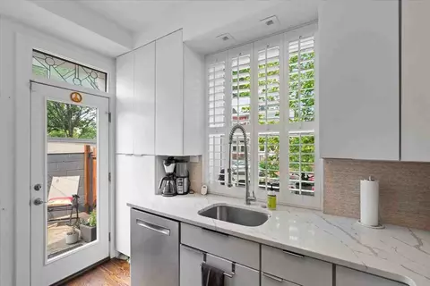 1425 P St NW, Washington, DC 20005 photo 9