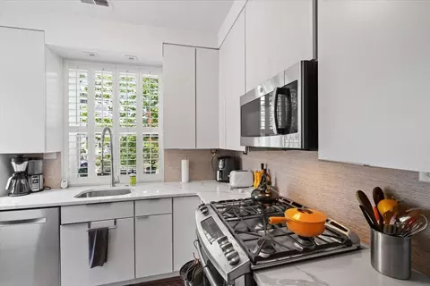 1425 P St NW, Washington, DC 20005 photo 11