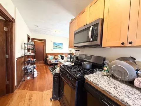 146 Webster Ave, Cambridge, MA 02141