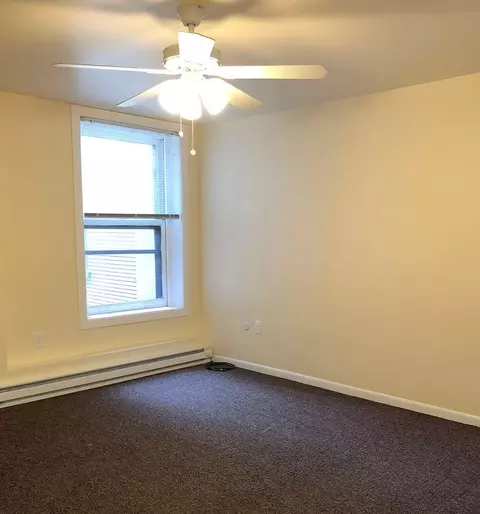 1129 SW Washington St, Portland, OR 97205