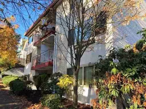 1808 E Thomas St, Seattle, WA 98112
