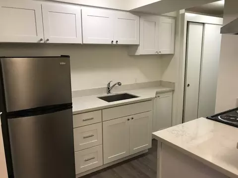 1808 E Thomas St, Seattle, WA 98112