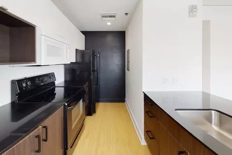 3560 Broadway Blvd, Kansas City, MO 64111