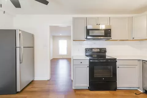 929 Cantwell St, Charlotte, NC 28208