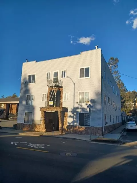1131 Pine St, Martinez, CA 94553 photo 11
