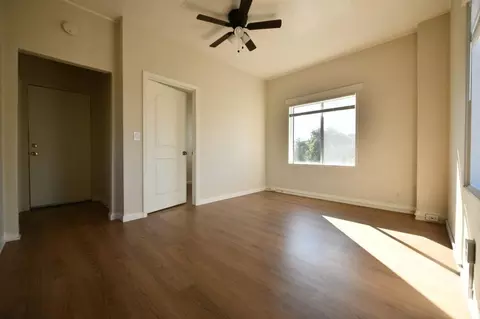 1131 Pine St, Martinez, CA 94553 photo 2
