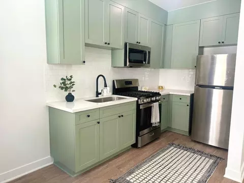3218 W Sunset Blvd, Los Angeles, CA 90026