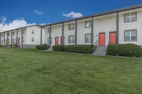 15 Greenway Dr, Fort Oglethorpe, GA 30742