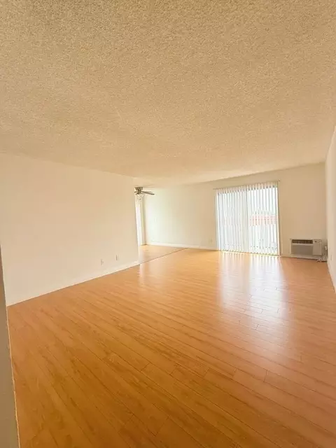 178 S Oxford Ave, Los Angeles, CA 90004