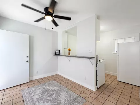 1210 Hoffman Ave, Long Beach, CA 90813