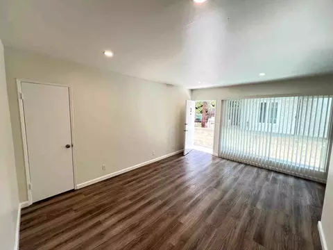 2408 Ocean Park Blvd, Santa Monica, CA 90405