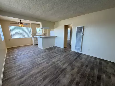 2248 Atlantic Ave, Long Beach, CA 90806