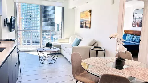 227 NE 2nd St, Miami, FL 33132