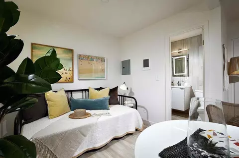 901 Turquoise St, San Diego, CA 92109