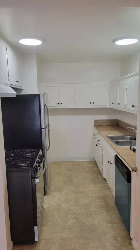 511 Avenue G, Redondo Beach, CA 90277