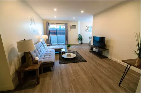 311 S Doheny Dr, Los Angeles, CA 90048