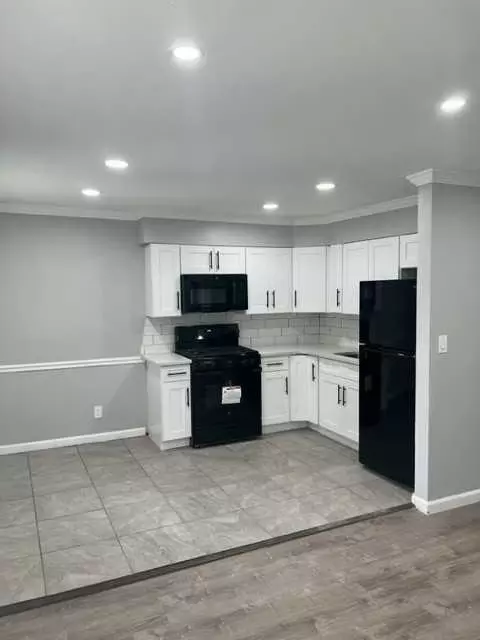 254 Stewart Ave, Hempstead, NY 11550