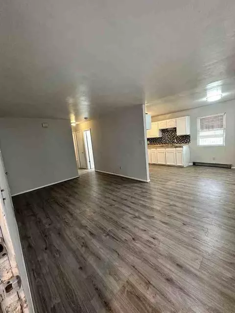 635 W 26th St, Norfolk, VA 23517