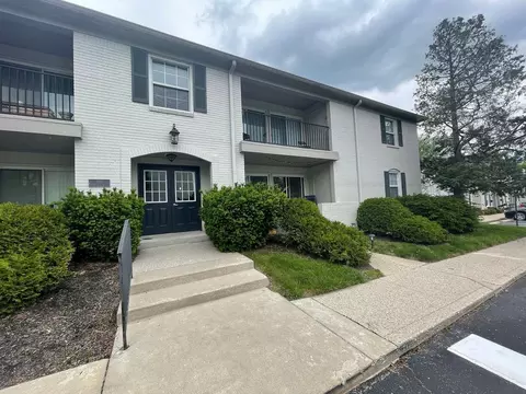 110 Bryn Mawr Ln, Carmel, IN 46032