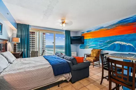 104 Gulfside Dr, Panama City Beach, FL 32407