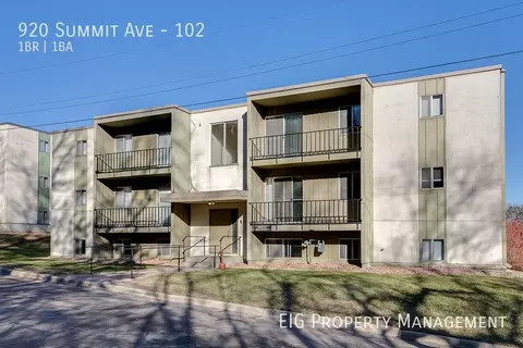 920 Summit Ave, South Saint Paul, MN 55075