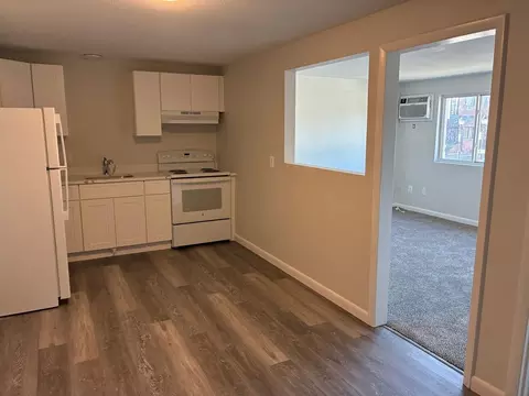 50 Walnut St, Waltham, MA 02453