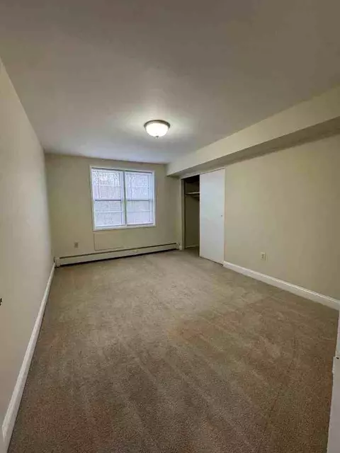 5118 Princess Cir, Wappingers Falls, NY 12590