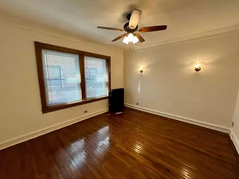 2339 N Geneva Ter, Chicago, IL 60614