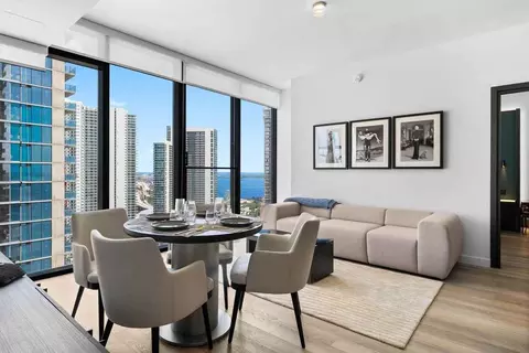 20 NE 11th St, Miami, FL 33132